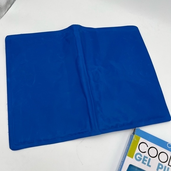 Cooling Gel Pillow Home Essentials-Blue No Refrigeration Required - Picture 5 of 8